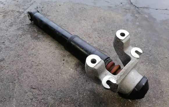 Volvo XC90 Rear shock absorber/damper 31476923