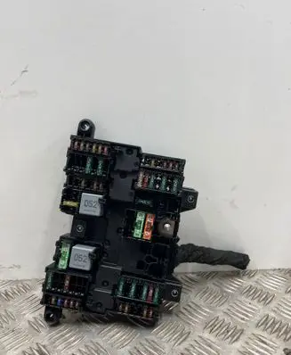 Mercedes-Benz CLA C118 X118 Fuse module A1779061002