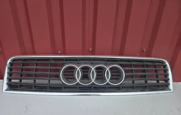 Audi A4 S4 B6 8E 8H Front grill 8E0853651B