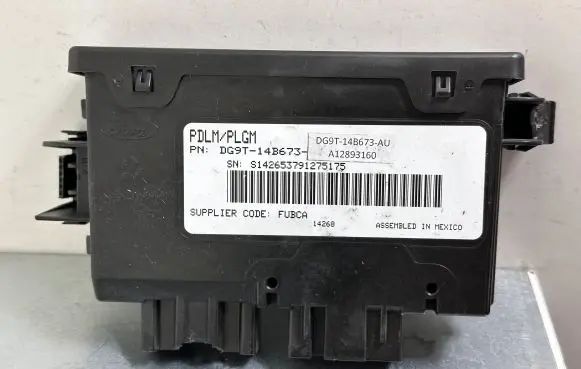 Ford Mondeo MK V Tailgate/trunk control unit/module DG9T14B673AU