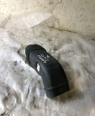 Alfa Romeo Giulia Air intake duct part 50547287