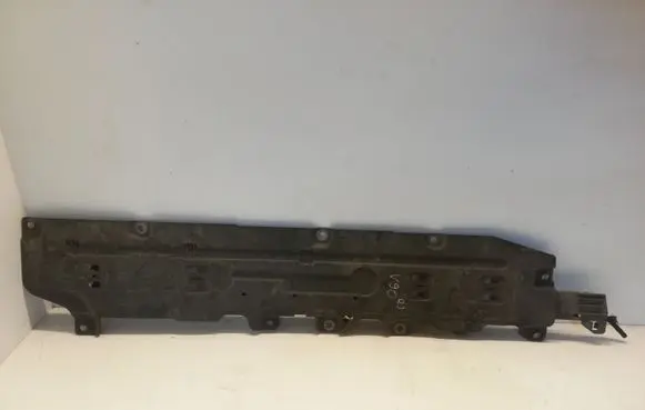 Center/middle under tray cover