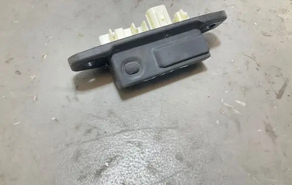 Toyota C-HR I Tailgate/trunk/boot exterior handle 2391N85