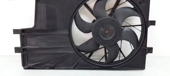 Mercedes-Benz A W168 Radiator cooling fan shroud A1685000193