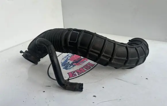 KIA Ceed Turbo air intake inlet pipe/hose 281381R200