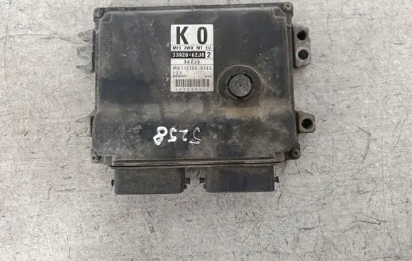 Suzuki Swift I Engine control unit/module ECU 