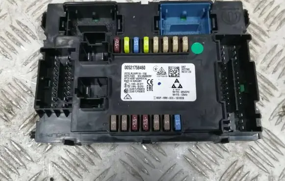 Fiat Tipo Fuse module 00521758460 116RA000791 245450035F