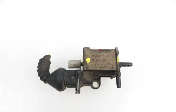 Volkswagen PASSAT B5 Valve vacuum 026906283H