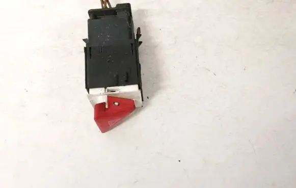 Volkswagen PASSAT B6 Hazard light switch 3c0953509