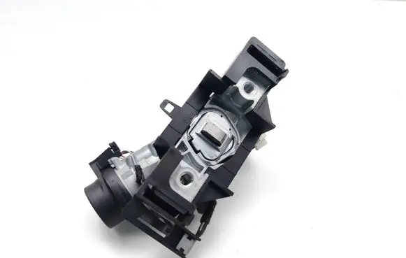 Volkswagen Golf Cross Ignition lock 1K0905851