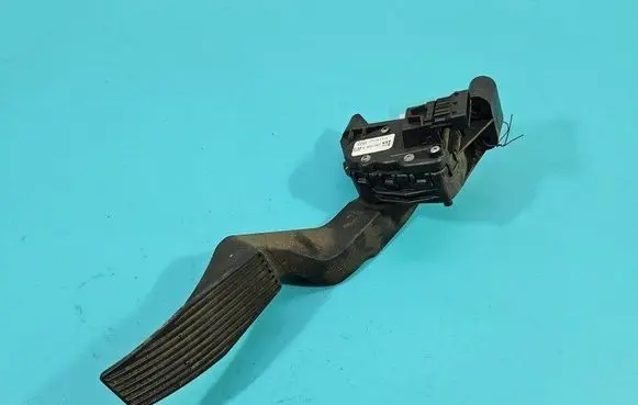 Opel Zafira B Accelerator throttle pedal 9202341 IMPRK1479360