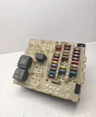 Ford Focus Fuse box set 518251806 AG14A073CG
