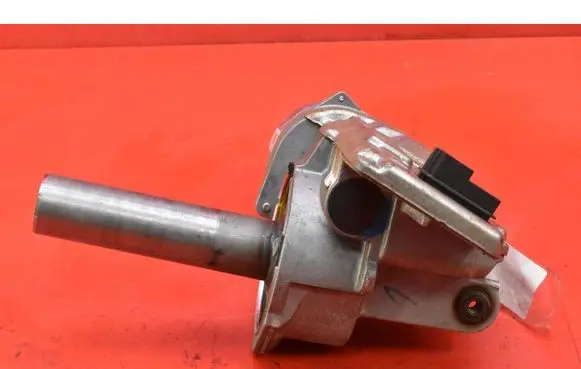 Opel Corsa D Power steering pump 13303384