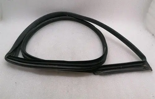 Chevrolet Camaro Front door rubber seal 22950428