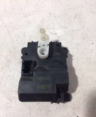 KIA Carnival Air flap motor/actuator H400730590