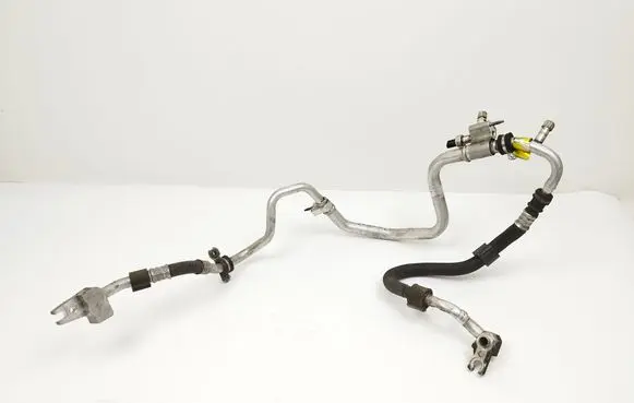 Air conditioning (A/C) pipe/hose