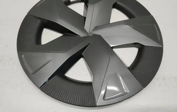 Toyota Prius xw60 R16 wheel hub/cap/trim 