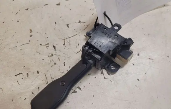 Toyota Corolla Verso AR10 Cruise control stalk 18A174 2222E3B