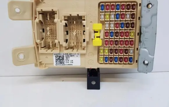 KIA Rio Fuse box set 91950-H8570