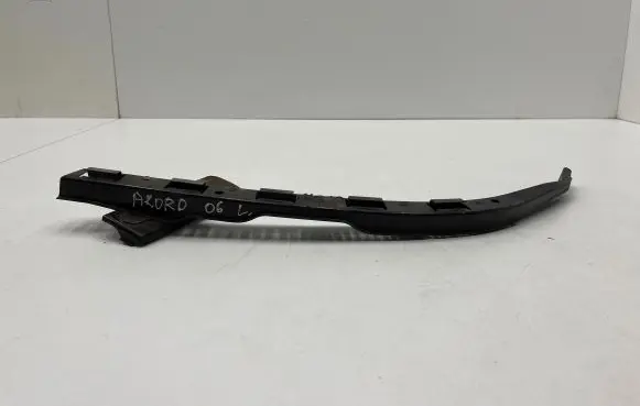 Headlight/headlamp mounting bracket