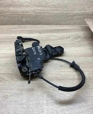 Volkswagen Golf IV Front door lock GOLF4DOORLOCK