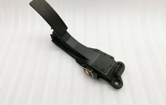 Mercedes-Benz R W251 Accelerator throttle pedal A1643000004