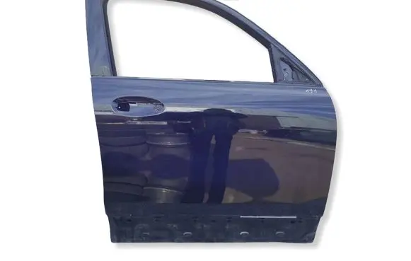 Mercedes-Benz EQB Front door 