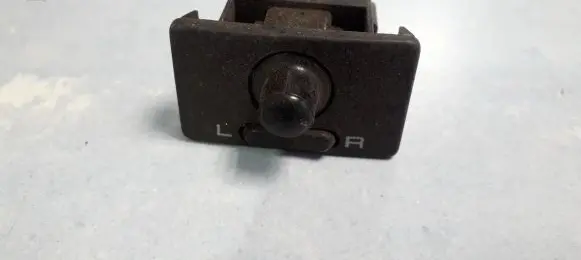 Nissan Almera Wing mirror switch
