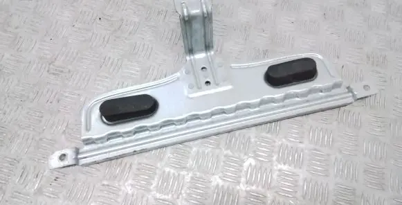 Volvo XC90 Battery bracket 8697005