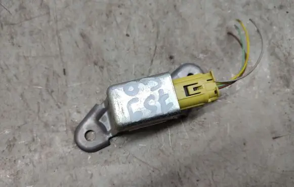 Subaru Impreza II Airbag deployment crash/impact sensor 98235FE100