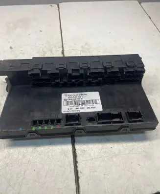 Mercedes-Benz C W203 Comfort/convenience module 2035452401 5DK00848641
