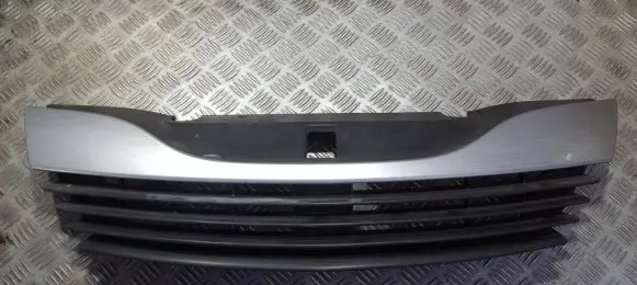 Renault Laguna II Front grill 8200390126