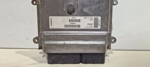 Volvo S40 Engine control unit/module 0797009132 2797002120 T13626