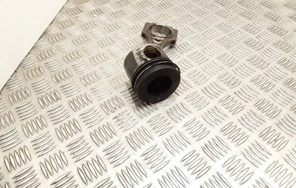 BMW 7 F01 F02 F03 F04 Piston with connecting rod 1911006052 19B006052B 11258506105