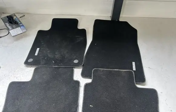 Nissan Juke II F16 Car floor mat set