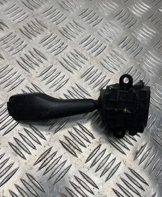 BMW 3 E46 Indicator stalk 8363668K 01104010