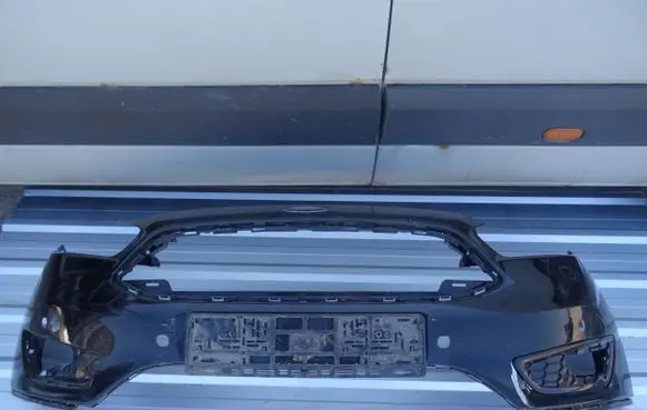 Ford Focus Front bumper R14P2