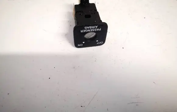 Toyota Corolla Verso AR10 Passenger airbag on/off switch 