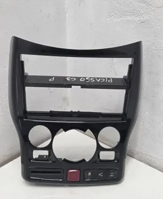 Citroen C3 Picasso Radio/GPS head unit trim 96828913