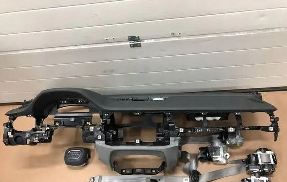 Audi Q7 4M Dashboard 4M0