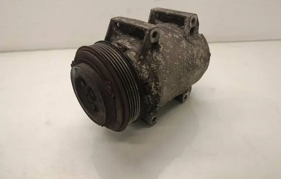 Volvo XC90 Air conditioning (A/C) compressor (pump) 88b792622
