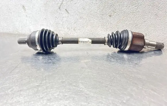 Volvo C30 Front driveshaft 30711772 T050516