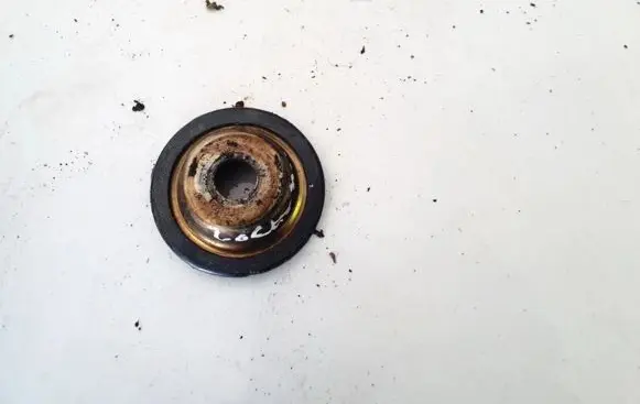 Audi 80 90 S2 B4 Coil spring mount 