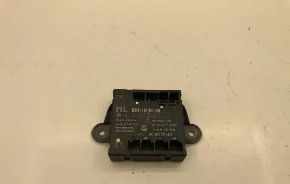 Mercedes-Benz C W204 Door control unit/module A2048702326