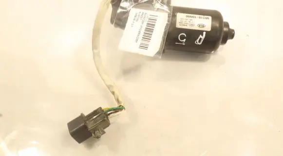 KIA Carens II Wiper motor 981101D000