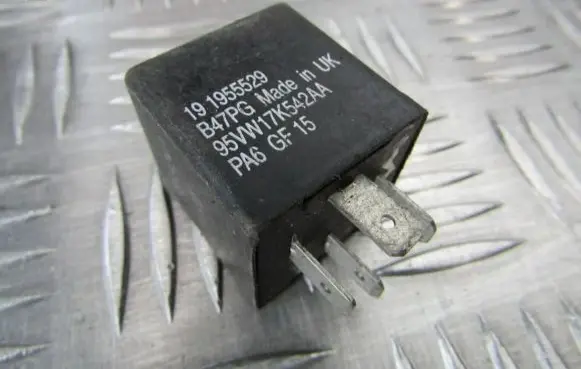 Volkswagen Golf IV Other relay 191955529 95vw17k542aa