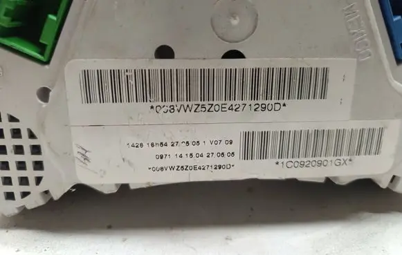 Volkswagen New Beetle Speedometer (instrument cluster) 46980 1C0920901GX