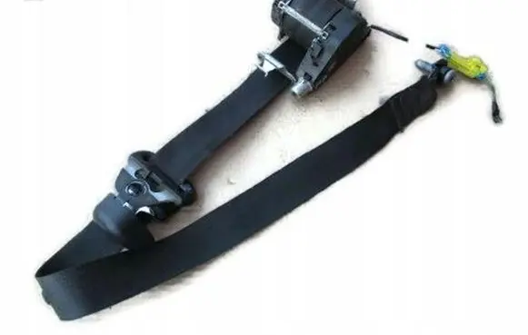 Jeep Cherokee III KJ Front seatbelt