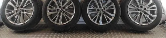 Toyota Avensis T270 R17 alloy rim 11GY02 HL49302