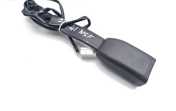 Renault Koleos I Front seatbelt buckle